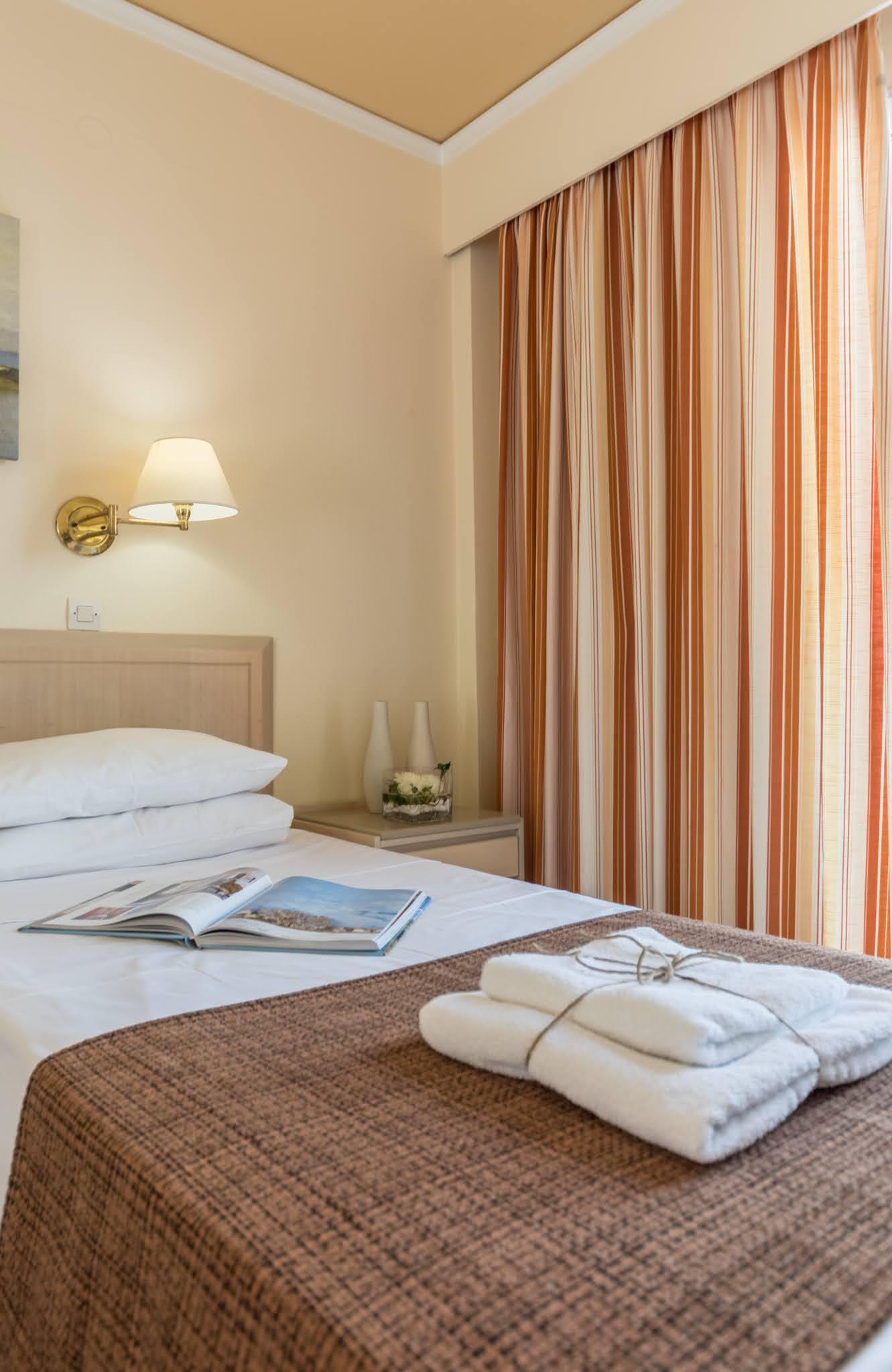 Dedalos Hotel Malia Eksteriør bilde